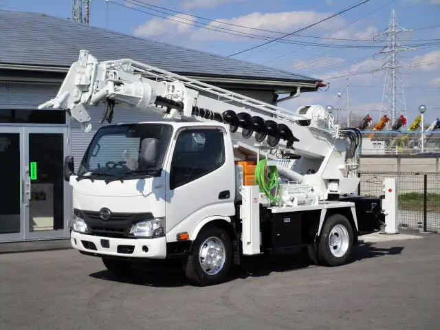 日野 デュトロ 小型 高所・建柱車 建柱車 TKG-XZU602Fの中古トラック画像1