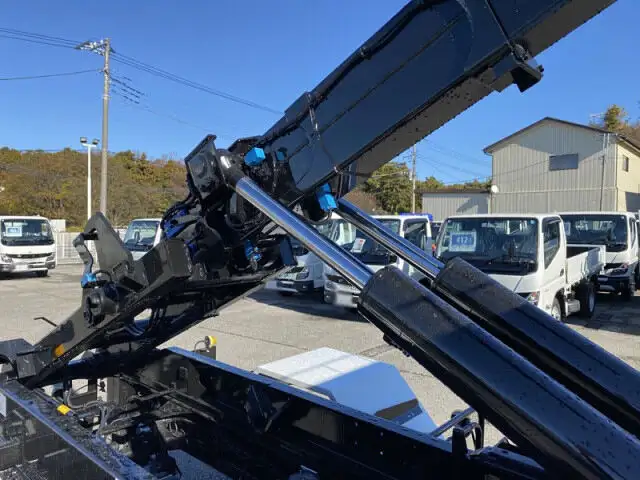 三菱 ファイター 中型/増トン アームロール ツインホイスト 2KG-FK72FZの中古トラック画像18
