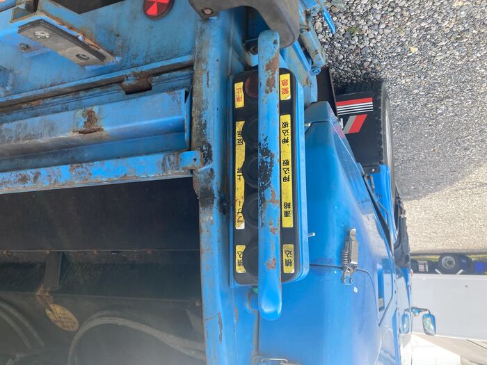 三菱 キャンター 小型 パッカー車 プレス式 TKG-FEB90の中古トラック画像9