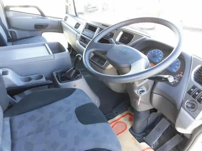 日産UD コンドル 中型/増トン ウイング エアサス ベッドの中古トラック画像10