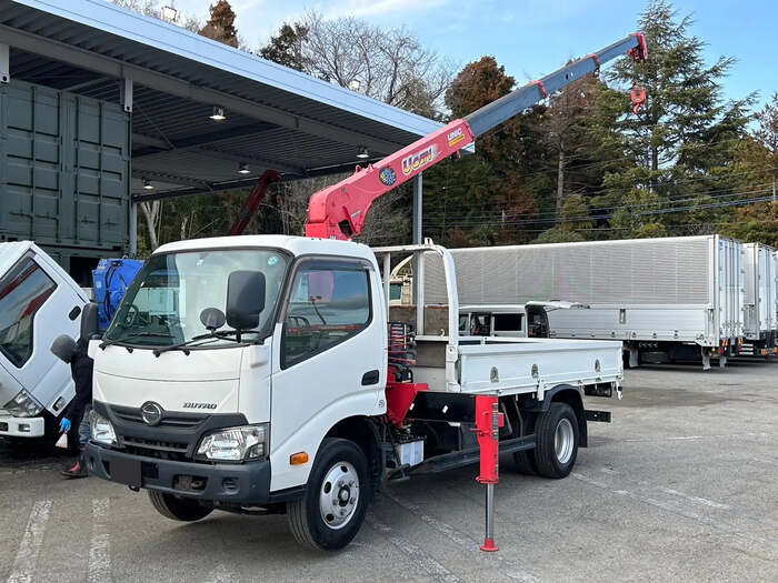 日野 デュトロ 小型 クレーン付き(ユニック) 4段 ラジコン｜画像1