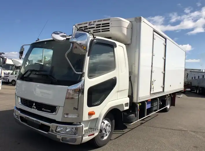 三菱 ファイター 中型/増トン 冷凍冷蔵 低温 パワーゲート の中古トラック【車両No.161918】