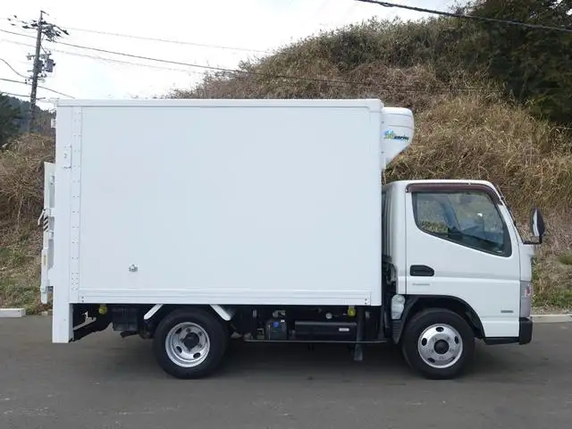 三菱 キャンター 小型 冷凍冷蔵 低温 パワーゲートの中古トラック画像2