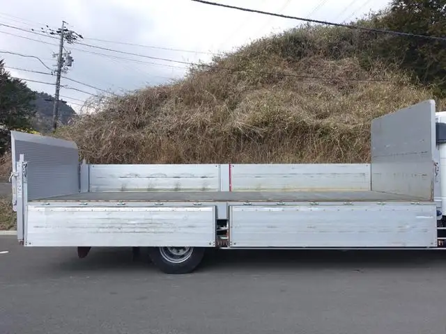 三菱 ファイター 中型/増トン 平ボディ パワーゲート 床鉄板の中古トラック画像7