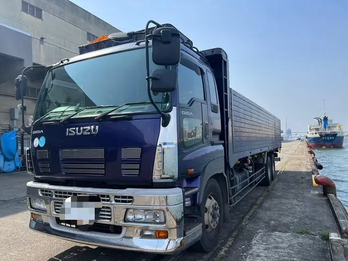 いすゞ ギガ 大型 平ボディ ベッド PDG-CYM77V8 の中古トラック【車両No.162004】