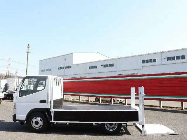 三菱 キャンター 小型 平ボディ パワーゲート TKG-FDA20の中古トラック画像6