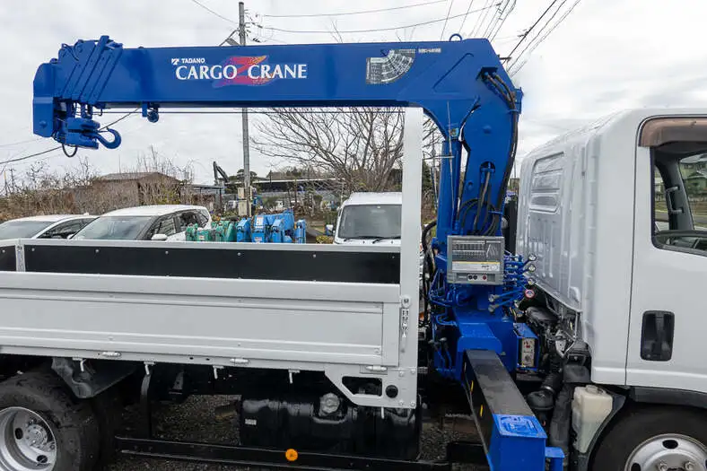 いすゞ エルフ 小型 クレーン付 6段 ラジコンの中古トラック画像7