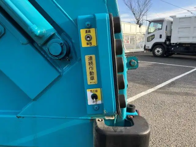 いすゞ エルフ 小型 パッカー車 プレス式 TPG-NMR85ANの中古トラック画像9