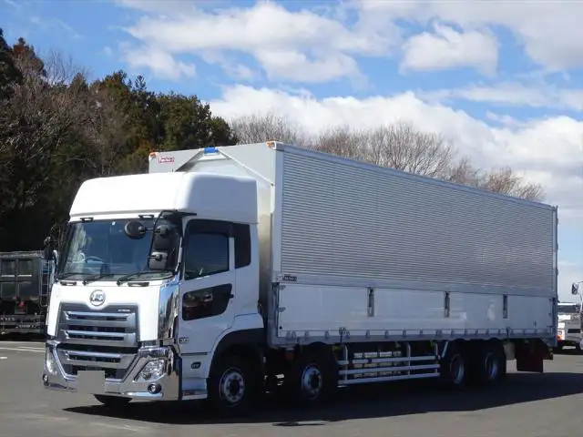 日産UD クオン 大型 ウイング ハイルーフ エアサスの中古トラック画像1