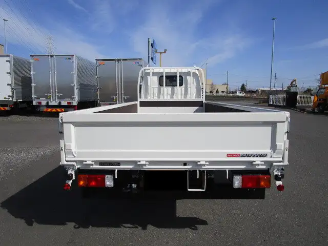 日野 デュトロ 小型 平ボディ 2RG-XZU655M R5の中古トラック画像4