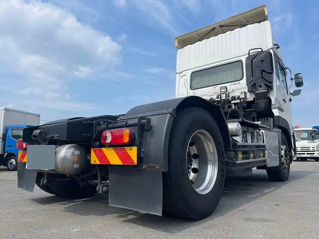 日産UD クオン 大型 トラクター ハイルーフ 1デフの中古トラック画像3