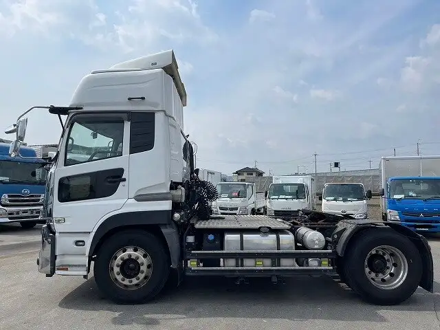 日産UD クオン 大型 トラクター ハイルーフ 1デフの中古トラック画像5