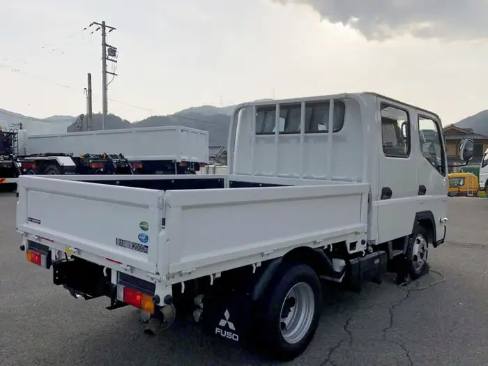 三菱 キャンター 小型 平ボディ Wキャブ 2RG-FBA20の中古トラック画像5