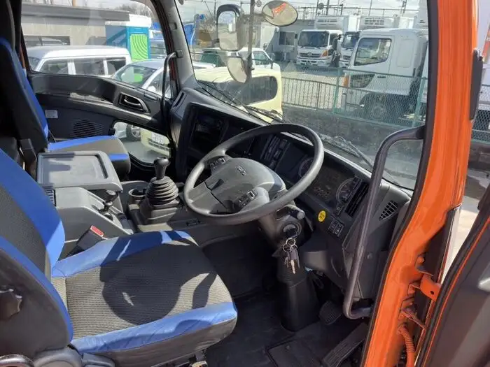 いすゞ ギガ 大型 平ボディ 2PG-CYL77CA の中古トラック【車両No