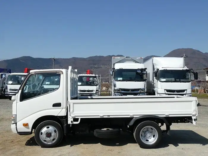 日野 デュトロ 小型 平ボディ TKG-XZU675M H27の中古トラック画像8