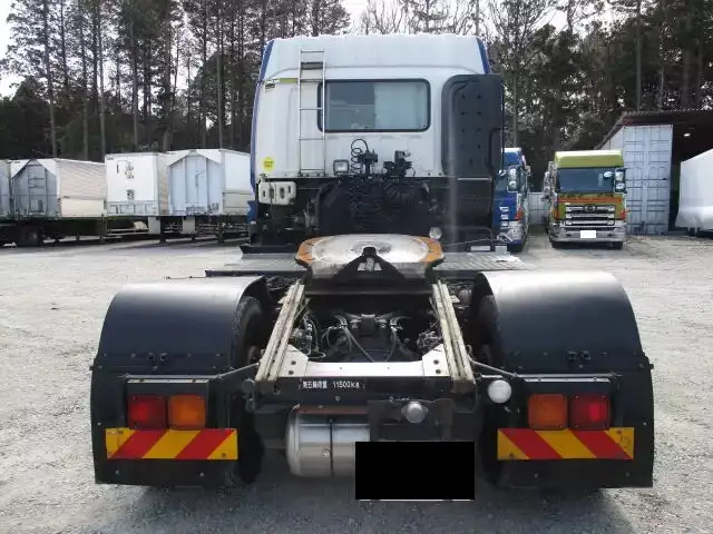 いすゞ ギガ 大型 トラクター ハイルーフ 1デフの中古トラック画像3