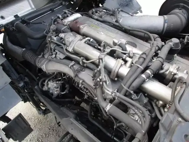 いすゞ ギガ 大型 トラクター ハイルーフ 1デフの中古トラック画像18