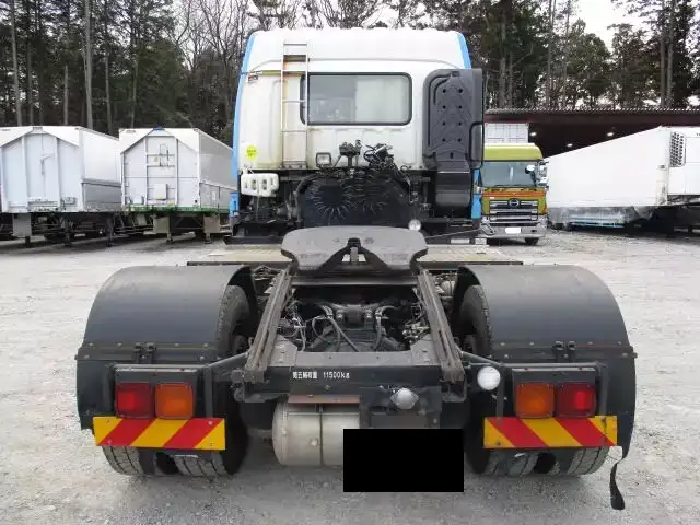 いすゞ ギガ 大型 トラクター ハイルーフ 1デフの中古トラック画像3
