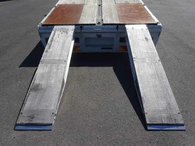 三菱 ファイター 中型/増トン 車両重機運搬 ラジコン ウインチの中古トラック画像10