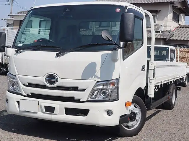 日野 デュトロ 小型 平ボディ 2RG-XZU712M R5 の中古トラック【車両No.162050】