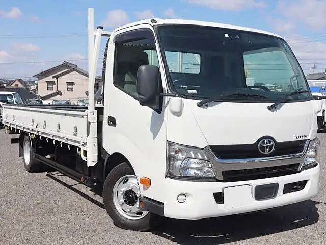トヨタ ダイナ 小型 平ボディ TDG-XZU732 H31/R1の中古トラック画像2