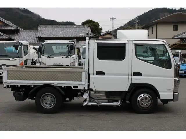 三菱 キャンター 小型 平ボディ Wキャブ 床鉄板の中古トラック画像3