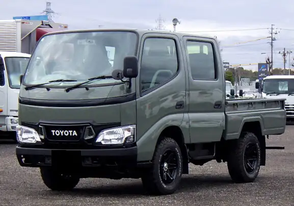トヨタ ダイナ 小型 平ボディ Wキャブ 床鉄板の中古トラック画像1