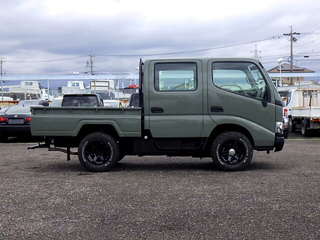 トヨタ ダイナ 小型 平ボディ Wキャブ(ダブルキャブ) 床鉄板｜画像3