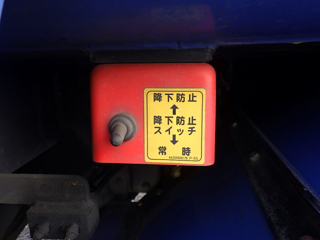 日野 デュトロ 小型 パッカー車(塵芥車) プレス式 TSG-XKU600X｜画像17
