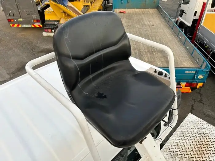 いすゞ フォワード 中型/増トン 高所・建柱車 建柱車 SKG-FRR90S1の中古トラック画像7