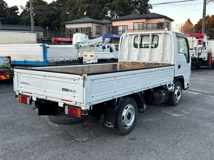 いすゞ エルフ 小型 平ボディ TRG-NHS85A H28の中古トラック画像3