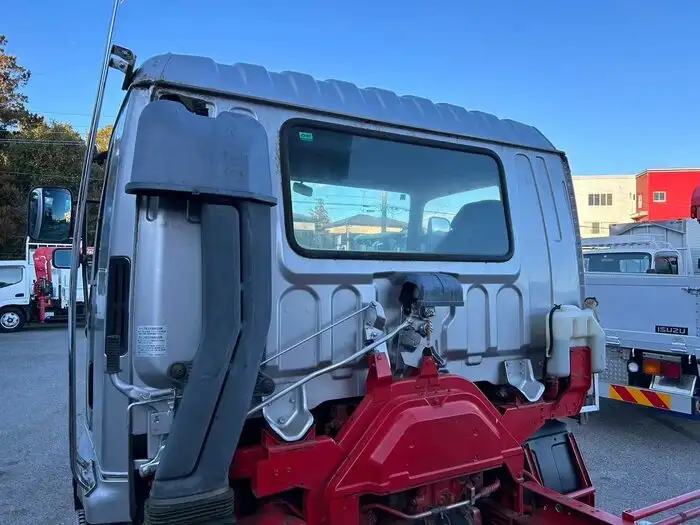 いすゞ フォワード 中型/増トン ダンプ 土砂禁 ステンレス張りの中古トラック画像7