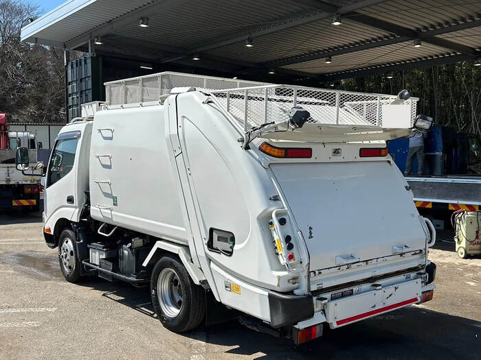 日野 デュトロ 小型 パッカー車(塵芥車) プレス式 TKG-XZU600X｜画像4