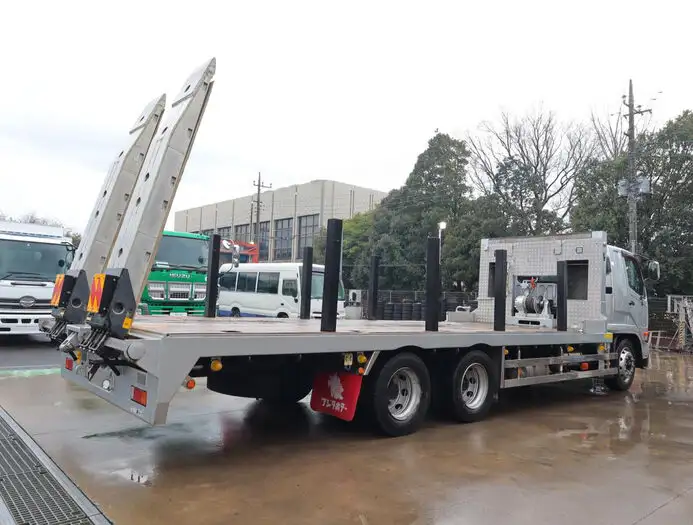 三菱 ファイター 中型/増トン 車両重機運搬 ラジコン ウインチの中古トラック画像2
