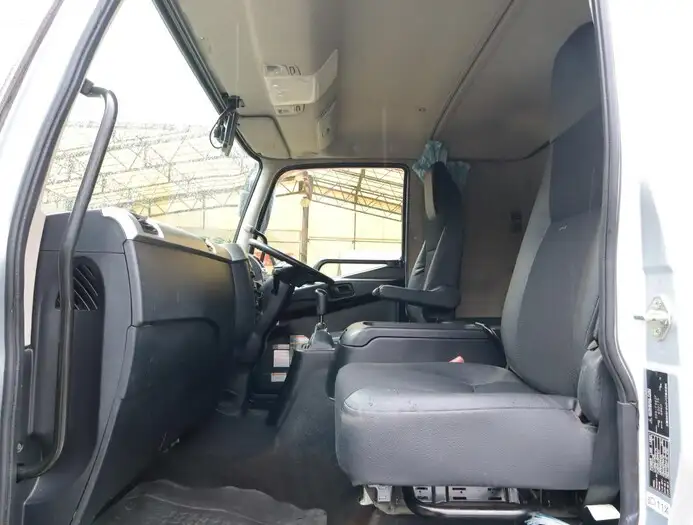三菱 ファイター 中型/増トン 車両重機運搬 ラジコン ウインチの中古トラック画像11