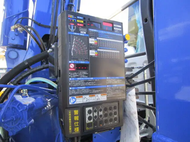 三菱 ファイター 中型/増トン 車両重機運搬 4段クレーン ウインチの中古トラック画像10
