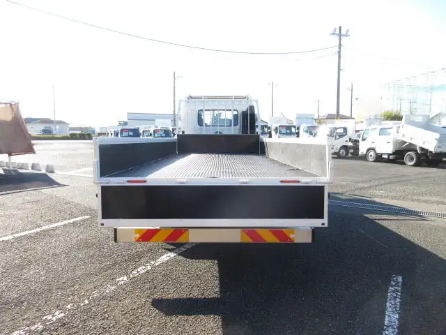 日野 レンジャー 中型/増トン 平ボディ 床鉄板 ベッドの中古トラック画像6