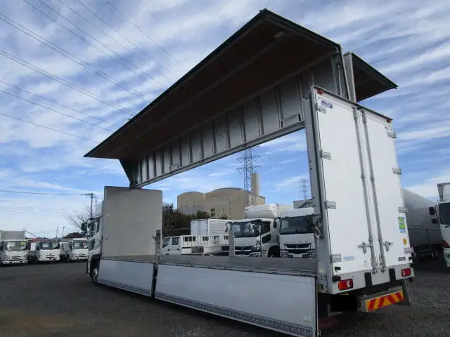 日産UD クオン 大型 ウイング ハイルーフ エアサスの中古トラック画像4