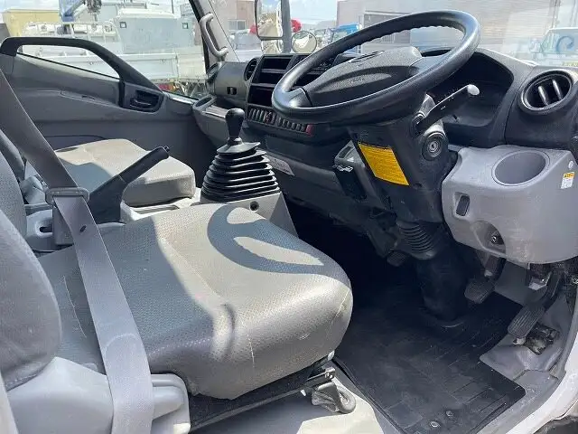 日野 デュトロ 小型 クレーン付 3段 ラジコンの中古トラック画像12