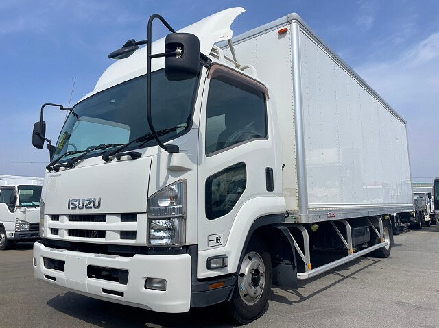 いすゞ ギガ 大型 冷凍冷蔵 中温 パワーゲート の中古トラック【車両No.179752】