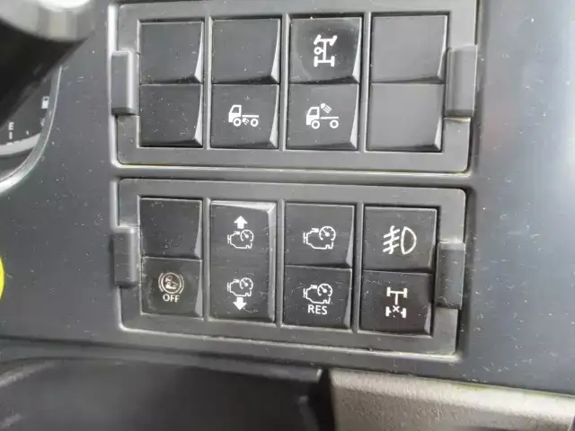 日産UD クオン 大型 ダンプ コボレーン ベッドの中古トラック画像12