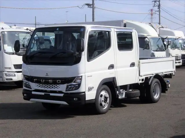三菱 キャンター 小型 平ボディ Wキャブ 2RG-FBA20の中古トラック画像1