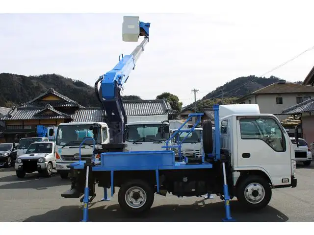 いすゞ エルフ 小型 高所・建柱車 高所作業車 電工仕様の中古トラック画像12