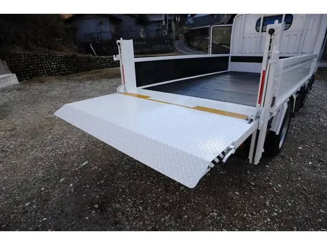 日産 アトラス 小型 平ボディ パワーゲート の中古トラック画像9