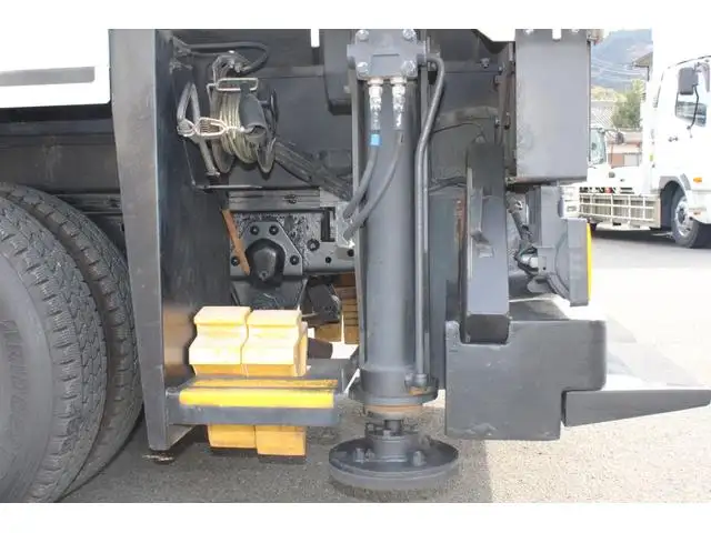 いすゞ エルフ 小型 高所・建柱車 高所作業車 電工仕様の中古トラック画像像17