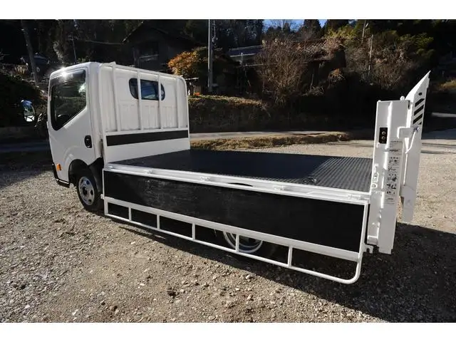 日産 アトラス 小型 平ボディ パワーゲート 床鉄板の中古トラック画像8