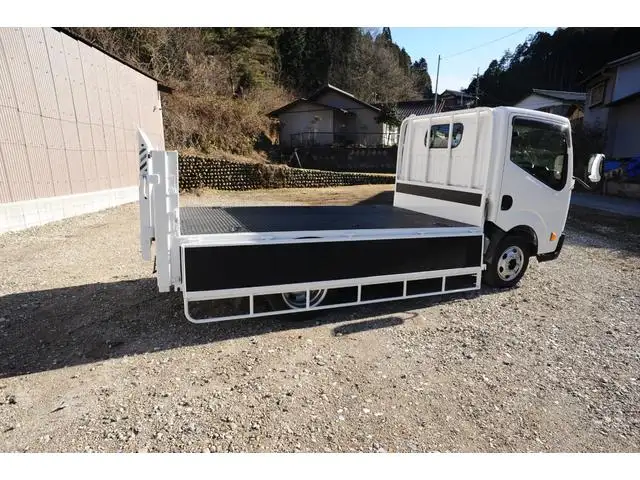 日産 アトラス 小型 平ボディ パワーゲート 床鉄板の中古トラック画像9