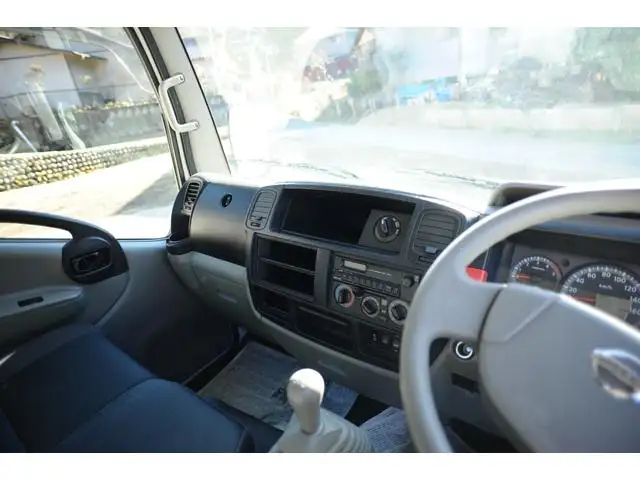 日産 アトラス 小型 平ボディ パワーゲート 床鉄板の中古トラック画像14