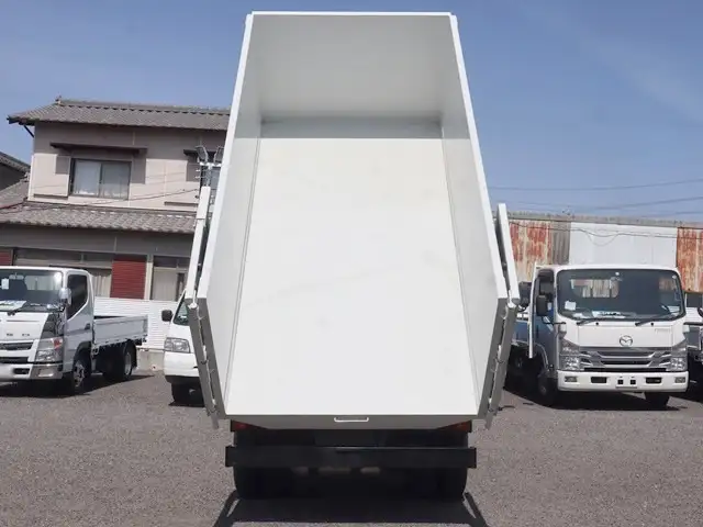 三菱 キャンター 小型 ダンプ 土砂禁 2RG-FBA60の中古トラック画像9