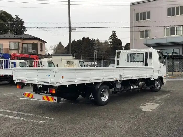 三菱 ファイター 中型/増トン 平ボディ ベッド 2KG-FK62Fの中古トラック画像3